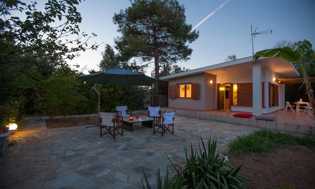 Τhe Banana Tree Beach House Marathón Zewnętrze zdjęcie