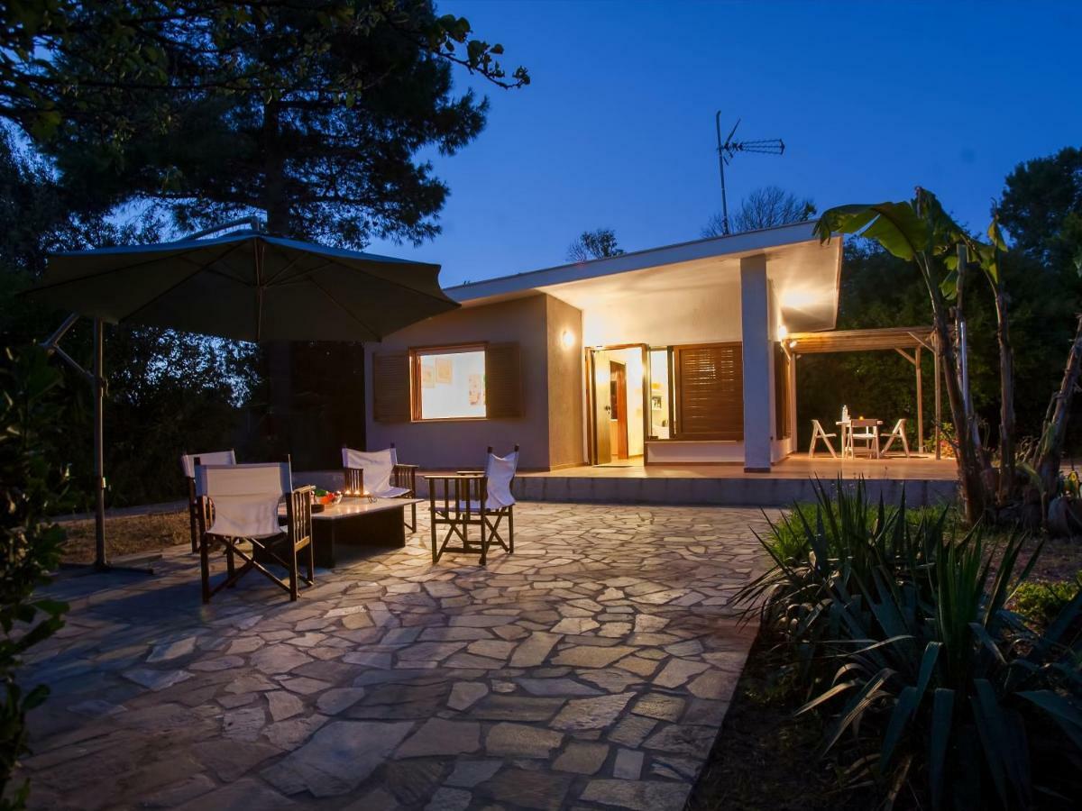 Τhe Banana Tree Beach House Marathón Zewnętrze zdjęcie
