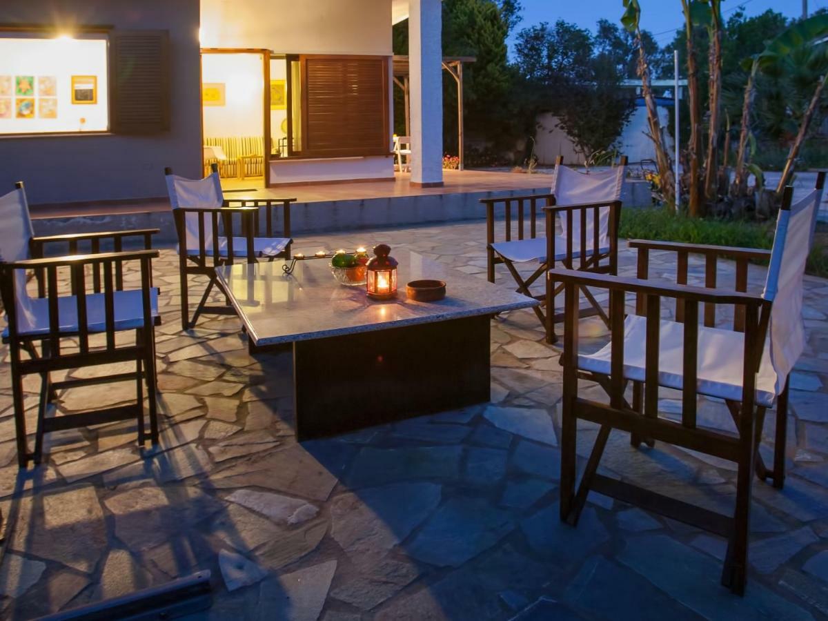 Τhe Banana Tree Beach House Marathón Zewnętrze zdjęcie